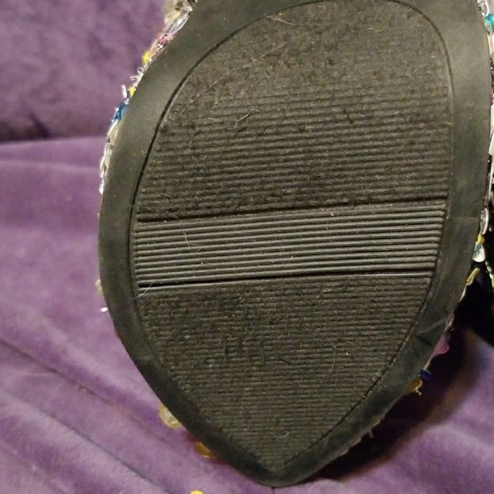 Designer Shoes - Picture 4 of 5